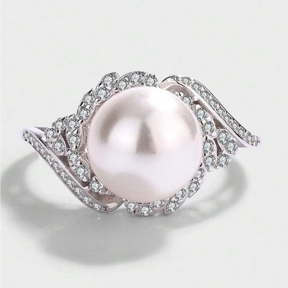 925 Sterling Silver Pearl Ring Size 7 - Picture 2 of 5